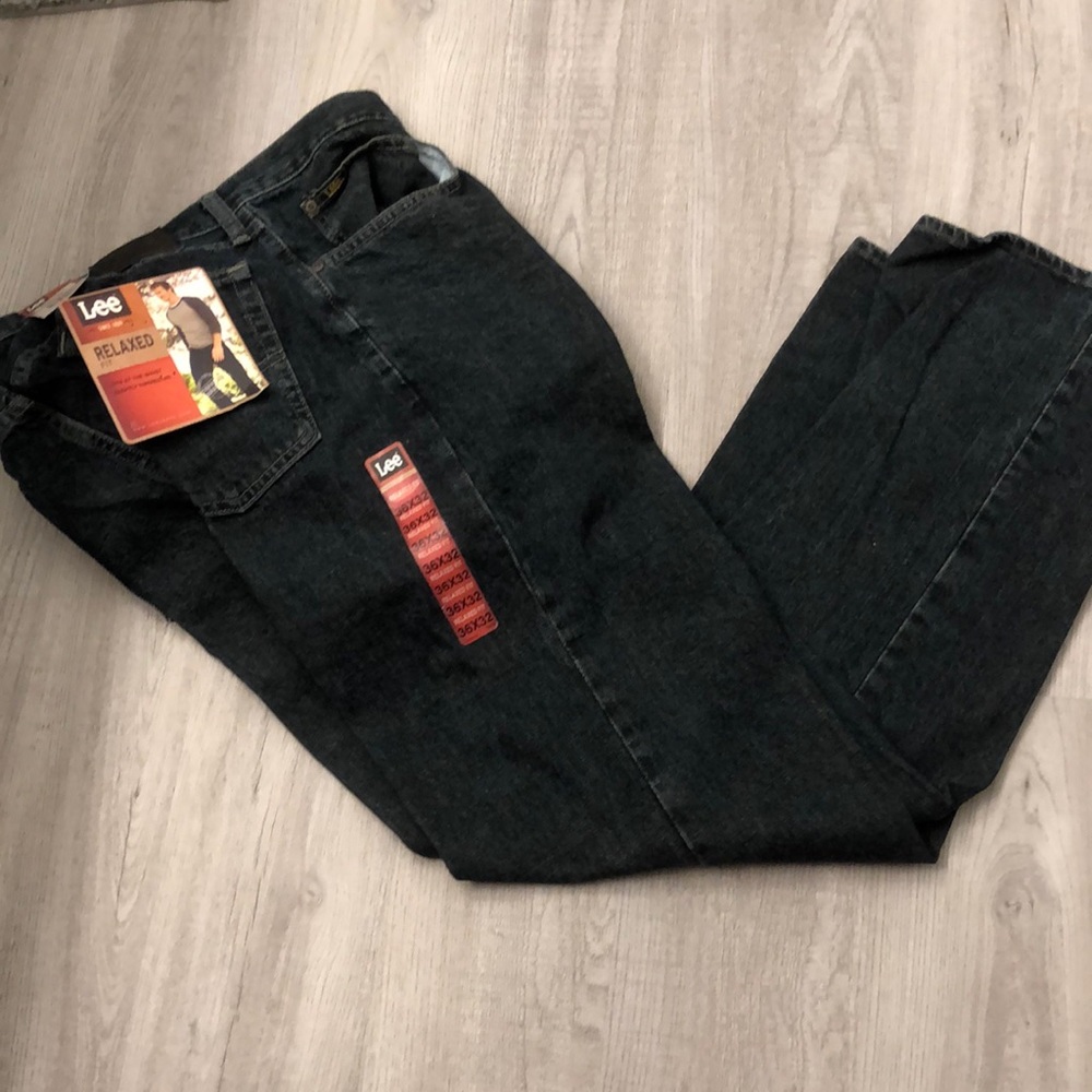 NWT Lee relaxed fit jeans